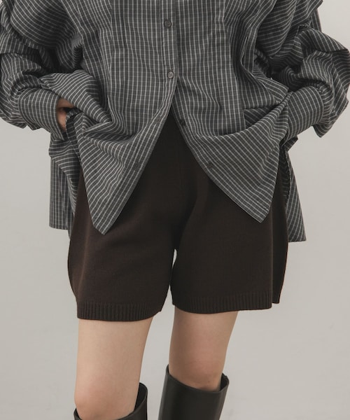 KBF(ケイビーエフ)の「ニットショートパンツ(その他パンツ・レディース・BLACK/CHARCOAL/BROWN・One)」の3枚目の写真
