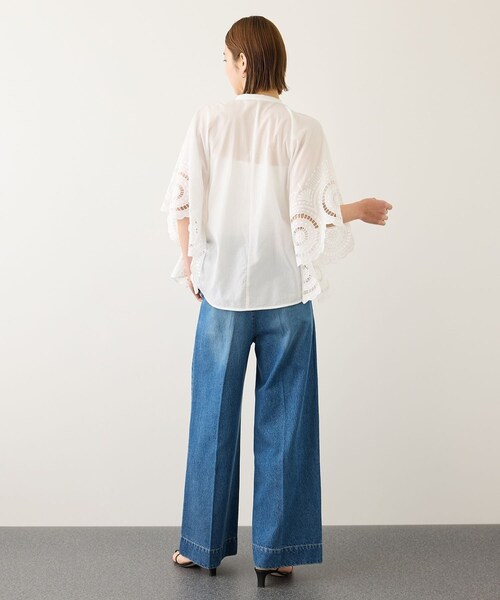 ROPE'(ロペ)の「INDIAコットンボイルシフリー刺繍ケープ(ポンチョ)ブラウス/セットアップ対応・イージーケア(シャツ/ブラウス・レディース・ブラック/ホワイト・F)」の6枚目の写真