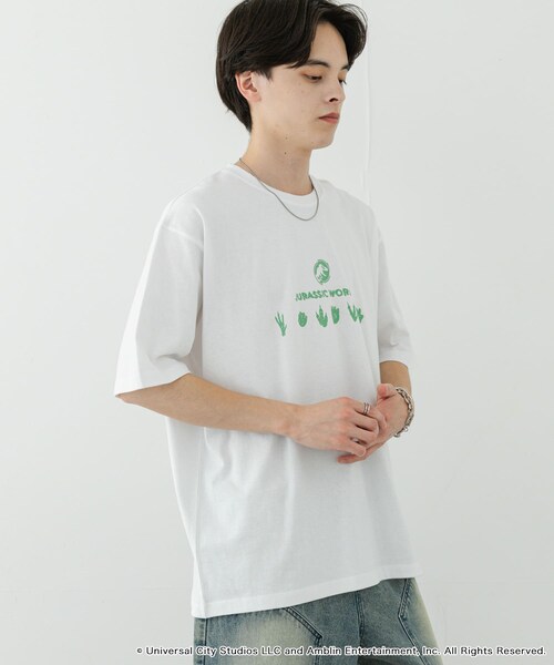 SENSE OF PLACE by URBAN RESEARCH(センスオブプレイスバイアーバンリサーチ)の「『別注』Jurassic World×SENSE OF PLACE T-SHIRTS/B(Tシャツ/カットソー・メンズ・WHITE/CHARCOAL/RED・M/L)」の8枚目の写真
