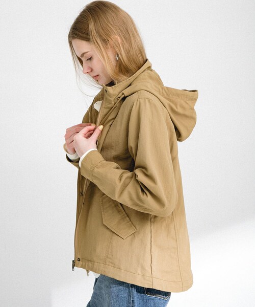 URBAN RESEARCH Sonny Label（アーバンリサーチサニーレーベル）の「撥水マウンテンパーカー（マウンテンパーカー・レディース・オフ/ブラック/ベージュ・36/38）」の3枚目の写真