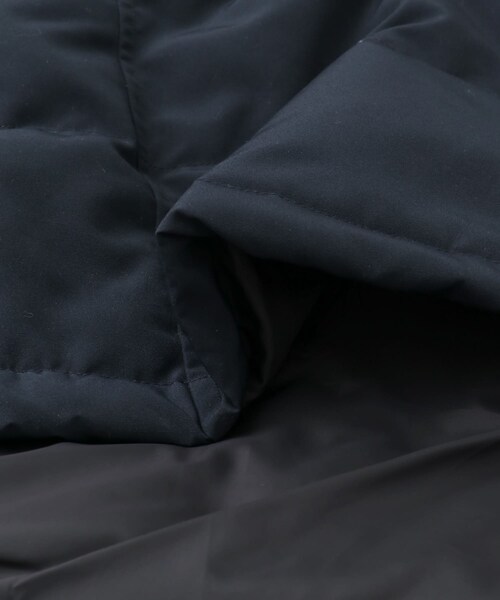 URBAN RESEARCH DOORS（アーバンリサーチドアーズ）の「DANTON　FAKEFARHOODEDDOWNCOAT（その他アウター・レディース・BLACK/NAVY・S）」の12枚目の写真