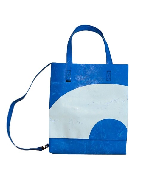 bonjour records(ボンジュールレコーズ)の「FREITAG/フライターグ MAURICE BACKPACKABLE TOTE SMALL(トートバッグ・レディース・ブラック/ブラック系/スミクロ/チャコール/グレー/ライトグレー/グレー系/ホワイト/ホワイト系/キナリ/キナリ系/ダークブラウン/ブラウン・F)」の22枚目の写真