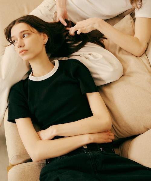ADAM ET ROPE'(アダムエロペ)の「【PETIT BATEAU pour ADAM ET ROPE'】別注 クルーネック半袖Tシャツ(Tシャツ/カットソー・レディース・ブラック/ホワイト・M/S)」の22枚目の写真