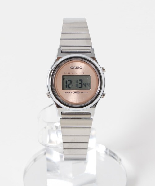 URBAN RESEARCH DOORS(アーバンリサーチドアーズ)の「CASIO サークルメタルウォッチ(アナログ腕時計・レディース・シルバー/ピンクゴールド・-)」の2枚目の写真