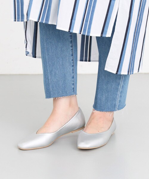 KBF（ケイビーエフ）の「スクエアバレエシューズ（バレエシューズ・レディース・CAMEL/WHITE/SILVER・36/37/38）」の3枚目の写真