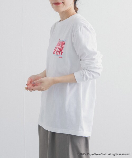 URBAN RESEARCH DOORS(アーバンリサーチドアーズ)の「GOOD ROCK SPEED NYC LONG-SLEEVE SHIRTS(Tシャツ/カットソー・レディース・WHITE・One)」の4枚目の写真