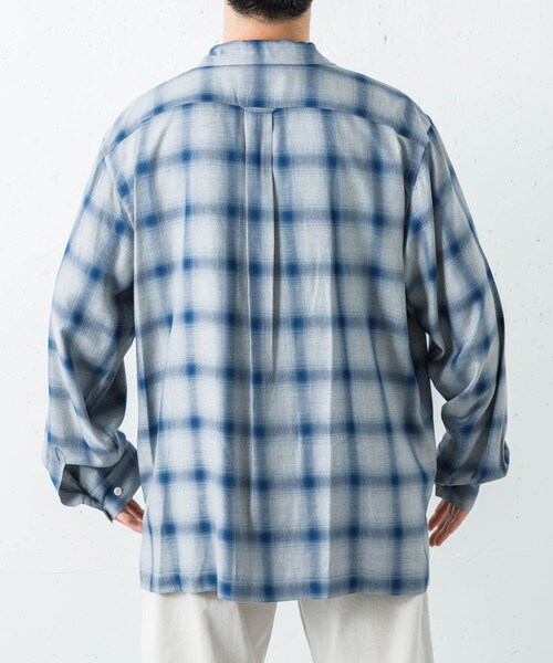 URBAN RESEARCH(アーバンリサーチ)の「COTTON PAN SOHOオンブレシャツロングスリーブ(シャツ/ブラウス・メンズ・BLACK/BLUE/BLU×BLK・2/3)」の8枚目の写真