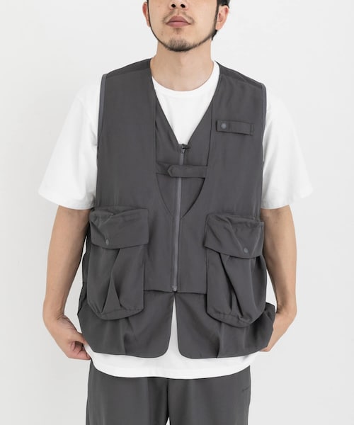 EKAL（エカル）の「Snow Peak Apparel　Insect Shield Mesh Vest（ベスト・メンズ・NAVY/CHARCOAL・M/L）」の4枚目の写真