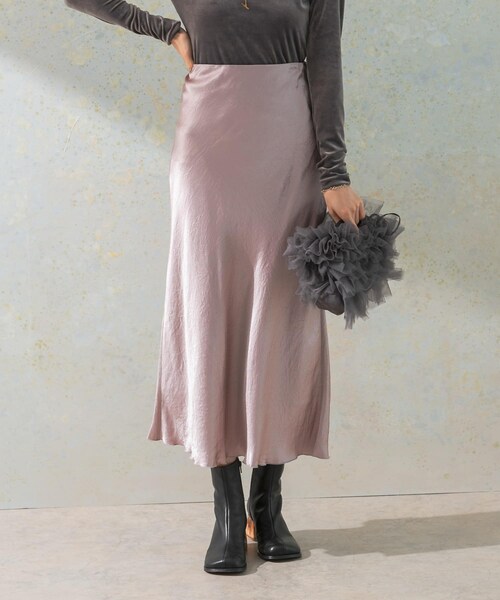 URBAN RESEARCH ROSSO（アーバンリサーチロッソ）の「サテンバイアススカート（スカート・レディース・ivory/mauve pink・FREE）」の16枚目の写真