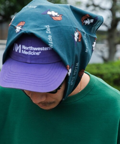 URBAN RESEARCH(アーバンリサーチ)の「Wide Dad BANDANA(バンダナ/スカーフ・メンズ・D.GREEN・Free)」の3枚目の写真