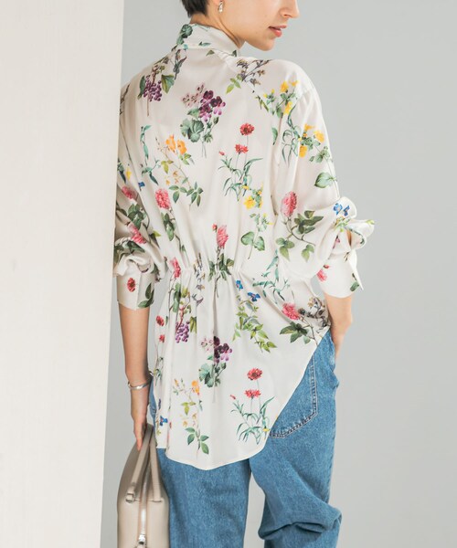 URBAN RESEARCH ROSSO（アーバンリサーチロッソ）の「ボタニカルプリントデザインシャツ（シャツ/ブラウス・レディース・OFF/BLACK・Free）」の19枚目の写真