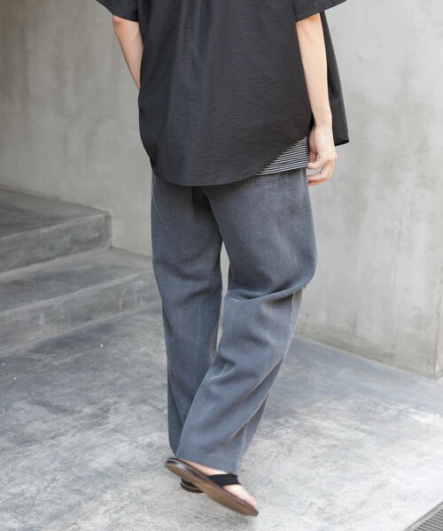 URBAN RESEARCH DOORS（アーバンリサーチドアーズ）の「FORK&SPOON　ピグメントプリントパンツ（その他パンツ・メンズ・GRAY/GREEN・4/5）」の4枚目の写真