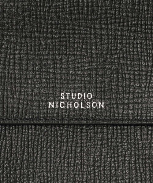 URBAN RESEARCH（アーバンリサーチ）の「STUDIO NICHOLSON　THE FOLDED SHOULDER BAG（ショルダーバッグ・レディース・PARCHMENT/BLACK・FREE）」の17枚目の写真