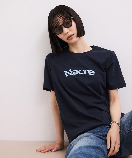 ADAM ET ROPE'(アダムエロペ)の「【WEB限定】クリーンタッチコットン刺しゅうロゴT(Tシャツ/カットソー・レディース・ホワイト/ダークブラウン/ネイビー/ピンク系・F)」の21枚目の写真