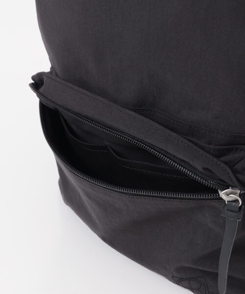 EKAL（エカル）の「HOBO　BACKPACK 22L NYLON OX（バックパック/リュック・メンズ・BROWN/CHARCOAL・one）」の14枚目の写真