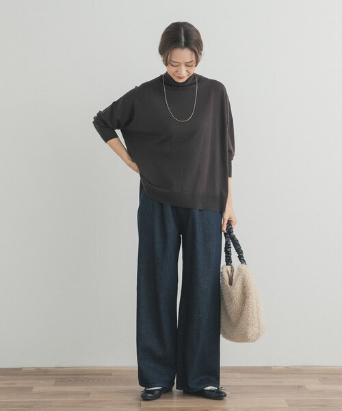 URBAN RESEARCH DOORS（アーバンリサーチドアーズ）の「ウォッシャブルウールタートルネックワイドプルオーバー（ニット/セーター・レディース・杢MOCHA/RED/GREEN/BROWN・M）」の12枚目の写真