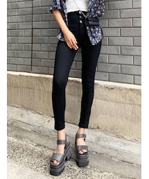 EMODA | 【ELDER】NUDEハイウエスデニム(デニムパンツ)