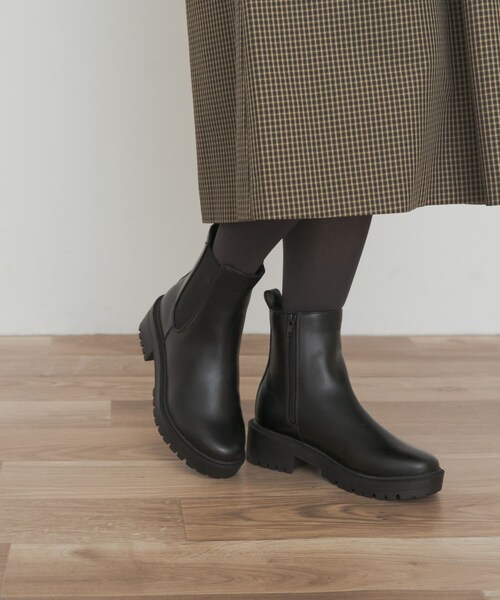 URBAN RESEARCH DOORS（アーバンリサーチドアーズ）の「『晴雨兼用』トラックソールブーツ（ブーツ・レディース・BROWN/BLACK・36/37/38）」の10枚目の写真