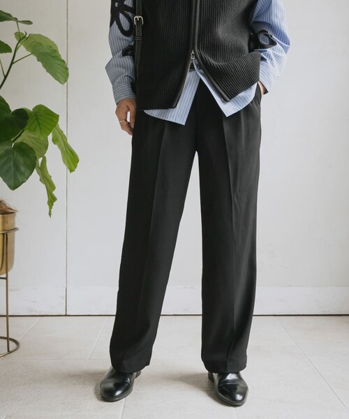 SENSE OF PLACE by URBAN RESEARCH（センスオブプレイスバイアーバンリサーチ）の「ダブルタックワイドスラックス（その他パンツ・メンズ・BLACK/GRAY/BROWN/KHAKI・M/L）」の7枚目の写真