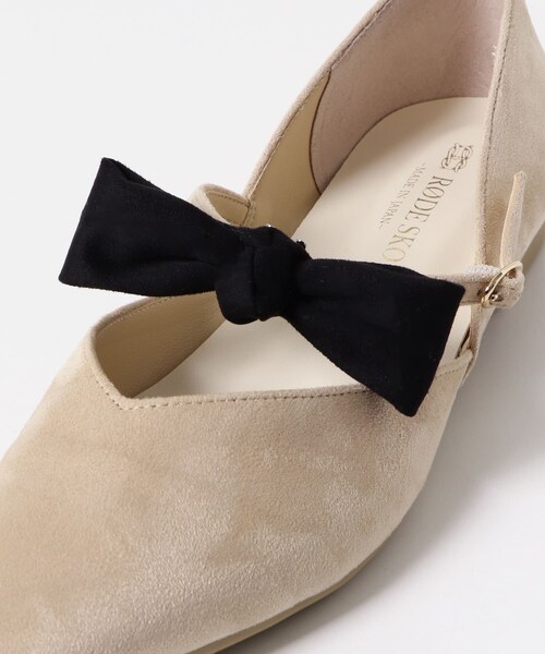 RODE SKO（ロデスコ）の「『WEB/一部店舗限定カラー』『MADE IN JAPAN』マルチWAYリボンパンプス（パンプス・レディース・BLACK/GRAY/MILK/PINK BEIGE・36/37/38）」の13枚目の写真