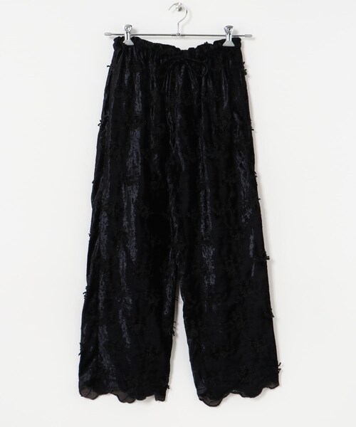 URBAN RESEARCH(アーバンリサーチ)の「crinkle crinkle crinkle velvet embroidery pants(その他パンツ・レディース・SILVERLAME/BLACKLAME・FREE)」の9枚目の写真