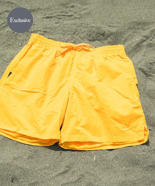 URBAN RESEARCH DOORS（アーバンリサーチドアーズ）の「NIKE SWIM　 Exclusive Reナイロン7ボレーショーツ（その他パンツ・メンズ・ブルー/ブラック/ウルフグレー/ベージュ/ネイビー/ライトクリムゾン/ゴールド・M/L/XL/XXL）」の6枚目の写真