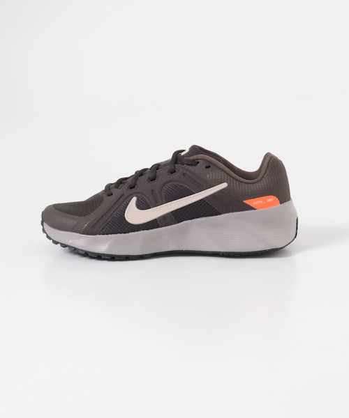 URBAN RESEARCH DOORS（アーバンリサーチドアーズ）の「NIKE　メトロ TEK（スニーカー・メンズ・BLK/BLK/BLACK/BROWN・26/26.5/27/27.5/28/28.5）」の3枚目の写真