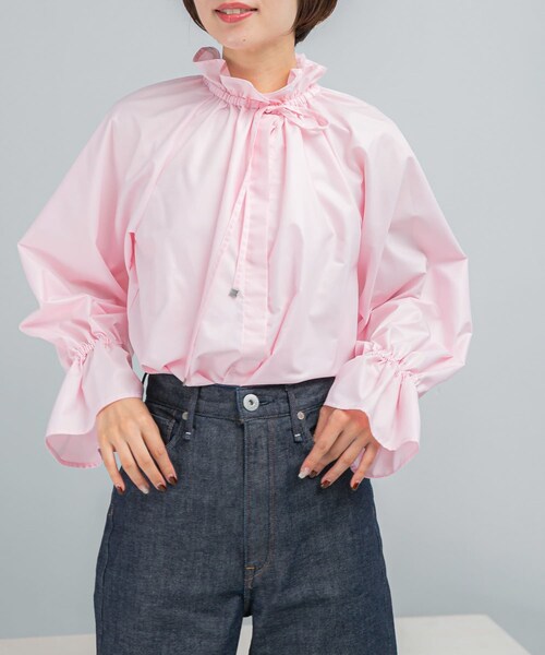 URBAN RESEARCH ROSSO（アーバンリサーチロッソ）の「フリルカラーブラウス（シャツ/ブラウス・レディース・WHITE/BABY PINK/D/BROWN・Free）」の16枚目の写真