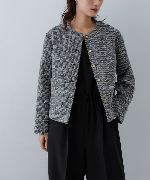 URBAN RESEARCH（アーバンリサーチ）の「ツイードノーカラージャケット（ノーカラージャケット・レディース・OFF MIX/BLACK MIX・FREE）」の2枚目の写真