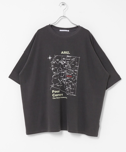 KBF(ケイビーエフ)の「オーバーサイズプリントTEE(Tシャツ/カットソー・レディース・IVORY/CHARCOAL/TOP GRAY・One)」の7枚目の写真