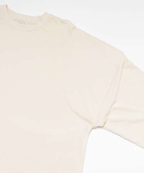 LAATO（ラート）の「PAD LONG TEE（Tシャツ/カットソー・レディース・クローブ/クリーム/セメント・Free）」の6枚目の写真