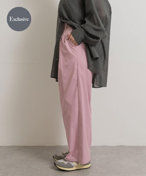 THE GOODLAND MARKET（ザグッドランドマーケット）の「『別注』MIDIUMISOLID×TGM　tuck wide tapered PT（その他パンツ・レディース・BLACK/KHAKI/PINK・one）」の3枚目の写真