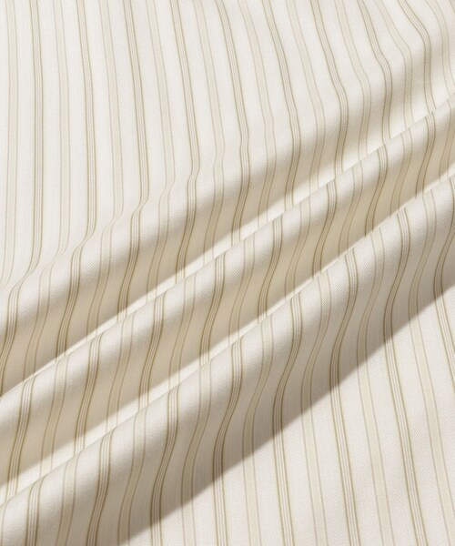 ADAM ET ROPE'(アダムエロペ)の「【AURALEE/オーラリー】COTTON SILK STRIPE SHIRT(シャツ/ブラウス・メンズ・キナリ/ブルー系・3/4/5)」の18枚目の写真