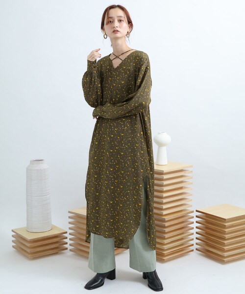SENSE OF PLACE by URBAN RESEARCH(センスオブプレイスバイアーバンリサーチ)の「カラーダップルドットプリントシャツ(シャツ/ブラウス・レディース・BLACK/GREEN・FREE)」の14枚目の写真