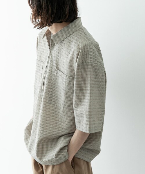 URBAN RESEARCH Sonny Label(アーバンリサーチサニーレーベル)の「シアサッカーハーフジッププルオーバー(シャツ/ブラウス・メンズ・ベージュ/ブルー・M/L)」の7枚目の写真