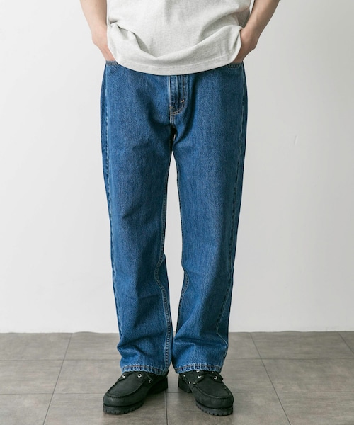 URBAN RESEARCH DOORS(アーバンリサーチドアーズ)の「LEVI’S 565 97 LOOSE STRAIGHT(デニムパンツ・メンズ・Black/Indigo/Light IDG/Black Used・28/30/32/34)」の3枚目の写真