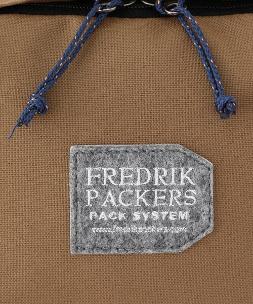 ADAM ET ROPE'（アダムエロペ）の「【Fredrik Packers】MIRO M（ボディバッグ/ウエストポーチ・レディース・ブラック/チャコール/ベージュ/オリーブ/レッド・F）」の8枚目の写真