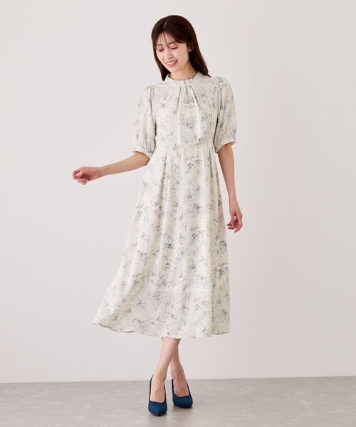 Jayro(ジャイロ)の「半袖ボウタイワンピース(ワンピース・レディース・ホワイト系/ネイビー/ブルー/ピンク・M)」の7枚目の写真