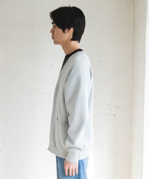 URBAN RESEARCH DOORS（アーバンリサーチドアーズ）の「『UR TECH Renew Knit』Vネックカーディガン（カーディガン/ボレロ・メンズ・GRAY/CHARCOAL/LIGHTBROWN・M/L）」の14枚目の写真