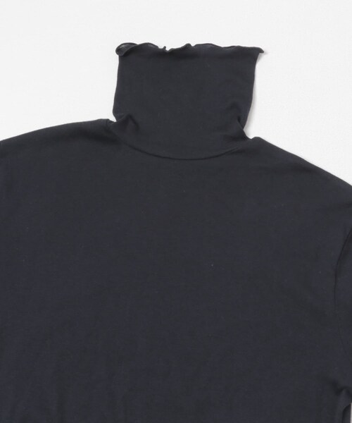 URBAN RESEARCH ROSSO（アーバンリサーチロッソ）の「コットンカシミヤハイネックカットソー（Tシャツ/カットソー・レディース・OFF/GREIGE/NAVY・Free）」の14枚目の写真