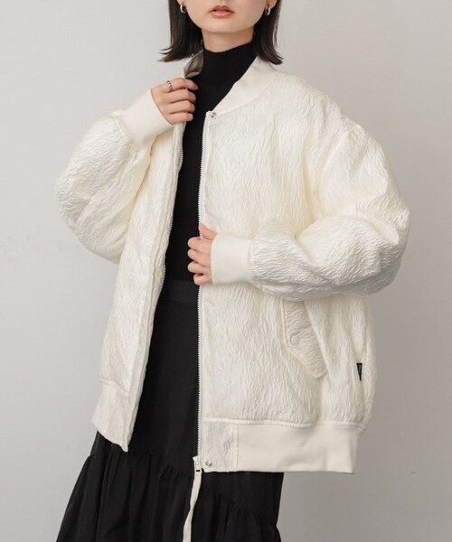 SENSE OF PLACE by URBAN RESEARCH(センスオブプレイスバイアーバンリサーチ)の「オーバーサイズMA-1(MA-1・レディース・BLACK/IVORY/BEIGE・one)」の1枚目の写真