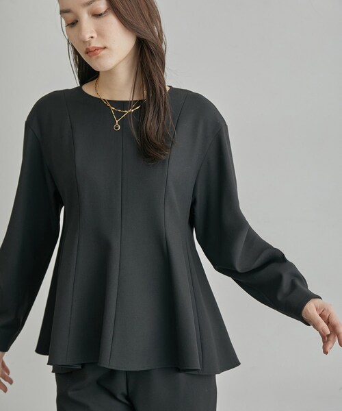 ROPE'（ロペ）の「裏起毛ペプラムブラウス/セットアップ対応（シャツ/ブラウス・レディース・グレー/ブラック/オフホワイト・38）」の3枚目の写真