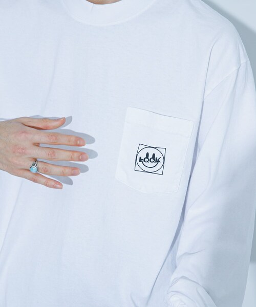 URBAN RESEARCH（アーバンリサーチ）の「LQQK Studio　SMILEY LOGO POCKET TEE（Tシャツ/カットソー・メンズ・WHITE・M/L/XL）」の3枚目の写真