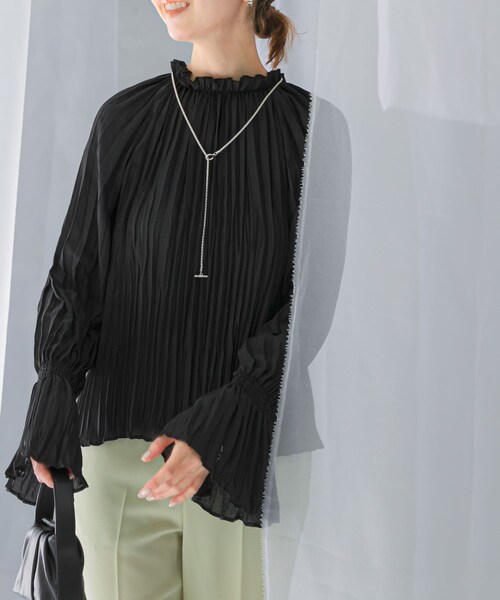 URBAN RESEARCH ROSSO（アーバンリサーチロッソ）の「2WAYプリーツブラウス（シャツ/ブラウス・レディース・OFF WHITE/BLUE/BLACK・FREE）」の22枚目の写真