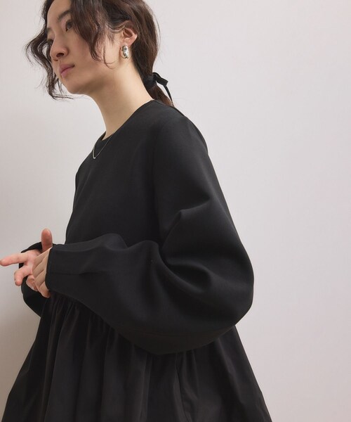 ADAM ET ROPE'(アダムエロペ)の「【WEB限定】ペプラムコンビプルオーバー(Tシャツ/カットソー・レディース・ブラック/ホワイト/キャメル・F)」の13枚目の写真