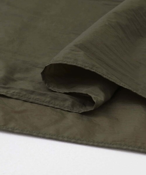 URBAN RESEARCH ROSSO（アーバンリサーチロッソ）の「F by ROSSO　ナイロンティアードロングスカート（スカート・レディース・KHAKI/BLACK・36/38）」の10枚目の写真