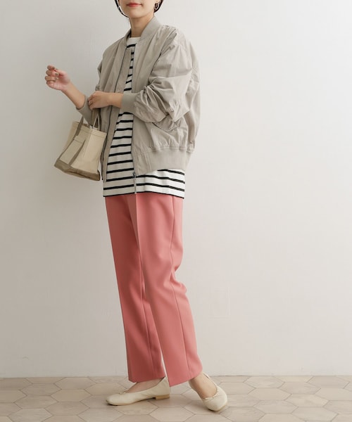 URBAN RESEARCH DOORS（アーバンリサーチドアーズ）の「MA-1コンパクトジャケット（MA-1・レディース・KHAKI/L/GRAY・1）」の12枚目の写真