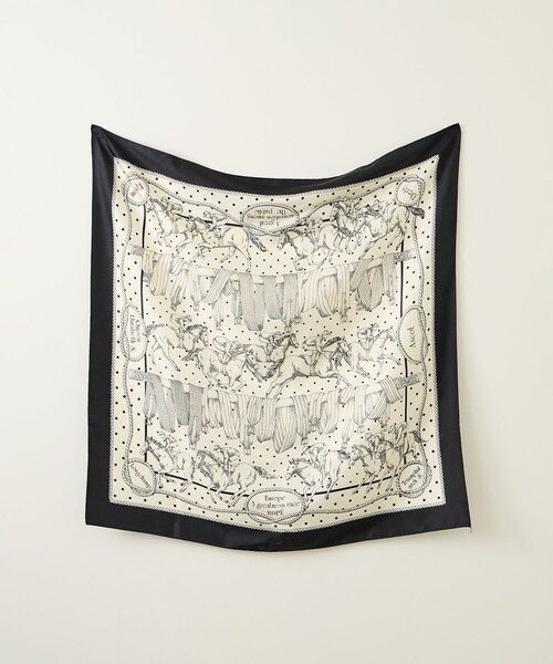 ROPE'（ロペ）の「ROPE' リバイバルシルクスカーフ/Sサイズ・26AW（バンダナ/スカーフ・レディース・ブラック/オフホワイト/カーキ/レッド/ピンク・F）」の2枚目の写真