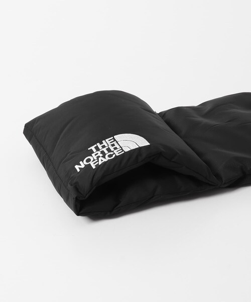 URBAN RESEARCH Sonny Label（アーバンリサーチサニーレーベル）の「THE NORTH FACE　Nuptse Muffler（マフラー・メンズ・ブラック/アスファルトグレー/フォレストフロア・one）」の6枚目の写真
