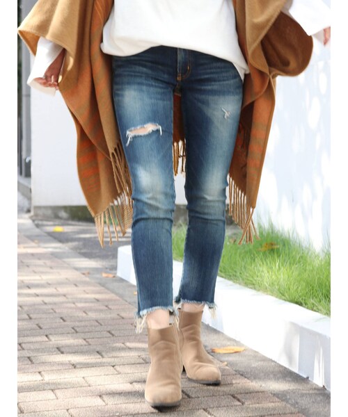 Ungrid（アングリッド）の「クラッシュフレイドヘムストスリ（デニムパンツ・レディース・ブルー/インディゴ・24ｲﾝﾁ/27ｲﾝﾁ/26ｲﾝﾁ/23ｲﾝﾁ/25ｲﾝﾁ）」の21枚目の写真